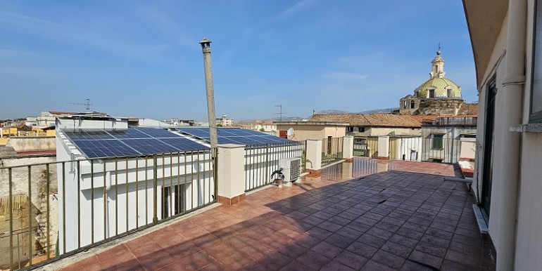 casa piano terzo con terrazzo (16)
