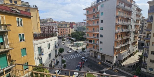 VOMERO ARENELLA (Via Piscicelli), 5 vani piano alto